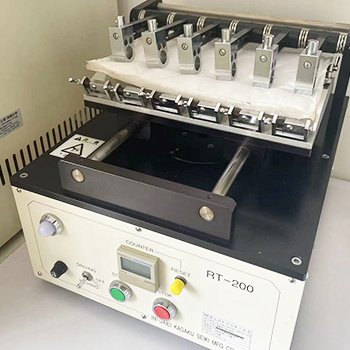 Gakushin-type rubbing tester